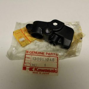 13091-1046 CLUTCH LEVER HOLDER