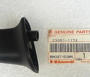 23051-1172 Bracket-signal Lamp, FRONT ZX6