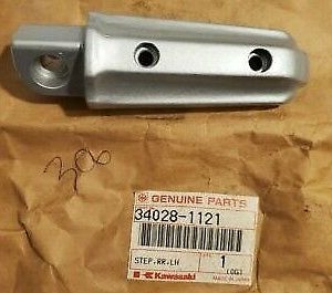 34028-1121STEP RR LH