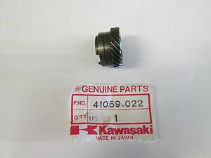 41059-022 GEAR,SPEEDOMETER