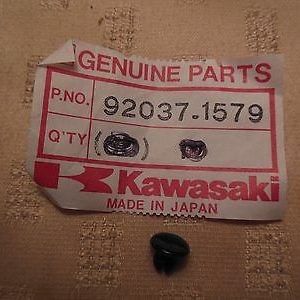 92037-1579 - CLAMP