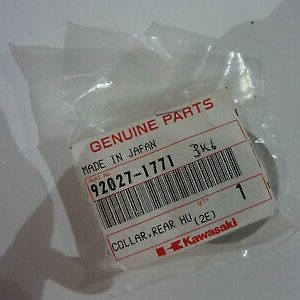 92027-1771 COLLAR,REAR HUB. KL600