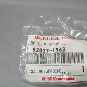 92027-1963 COLLAR,SPROCKET. KX250