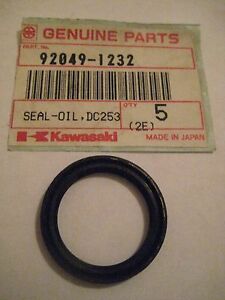 92049-1232 OIL SEAL. KX80