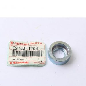 92143-1209 COLLAR,RR AXLE,L=14.5