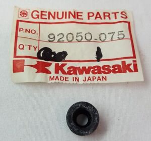 92050-075 OIL SEAL