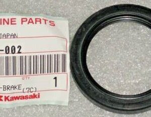 92050-002 OIL SEAL