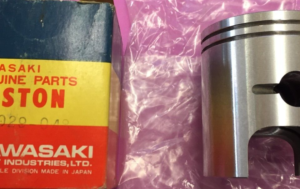 13029-048 PISTON,0.020 O.S
