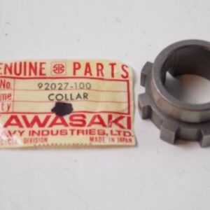 92027-100 COLLAR-R.H CRANK SHAFT