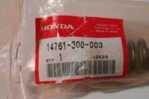 14761-300-003 SPRING, VALVE (OUTER)