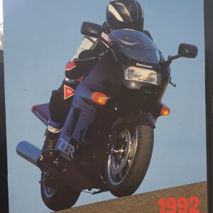 1992 KAWASAKI MODEL GUIDE BOOKLET