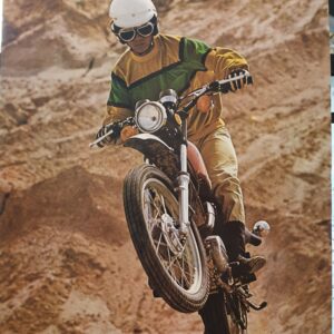 1974 KAWASAKI F11 & F7 SALES BROCHURE