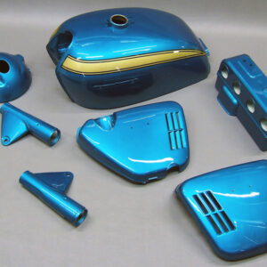 CB750 K0 PAINTED BODY SET (CANDY BLUE GREEN) YAMIYA